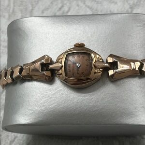 Vintage 14k Rolled Gold Bulova Wrist Watch